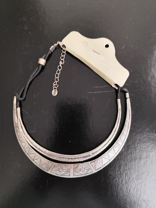 Gargantilla chapada en plata