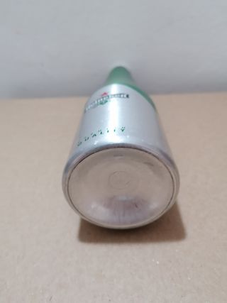 3 bottiglie vuote birra.