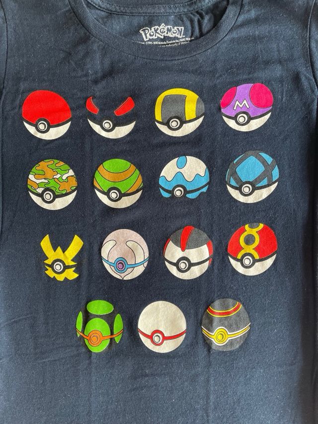 Camiseta friki talla S oficial Pokemon