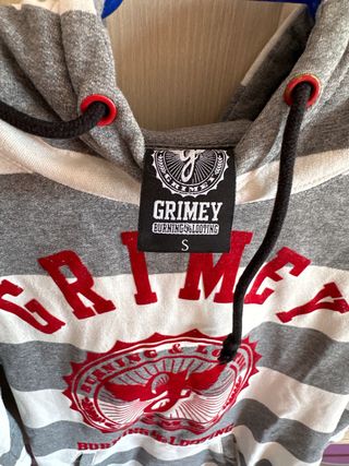 Sudadera Grimey con capucha