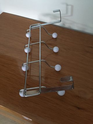 Percha sobre puerta