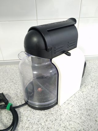 CAFETERA NESPRESSO 