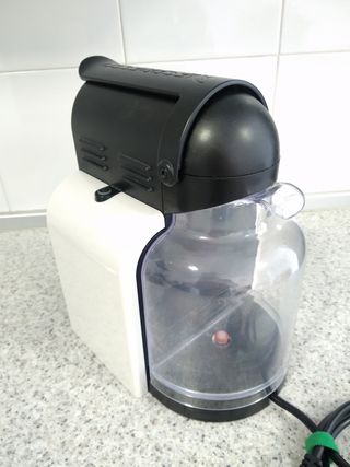 CAFETERA NESPRESSO 