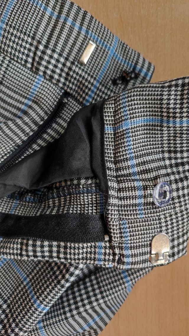 Pantalones estilo traje