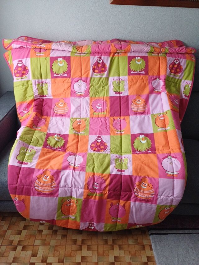 Colcha ajustables+ sabanas+ cojin