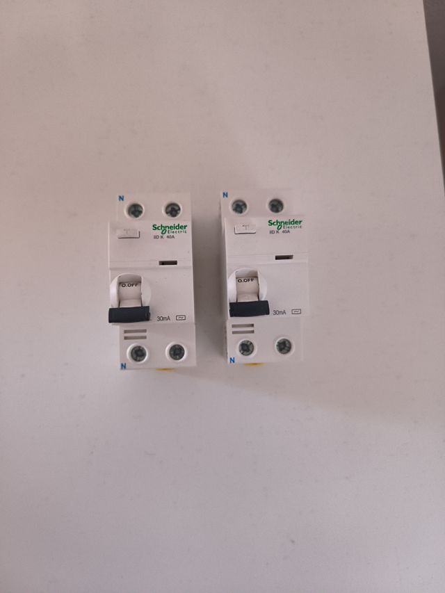 Diferenciales Schneider