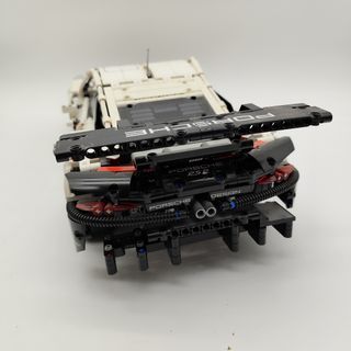 Lego Technic 42096 Porsche 911 RS race car
