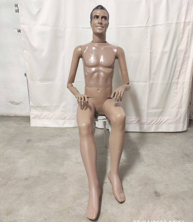 Manichino vintage. Manichino antico. Rasato.