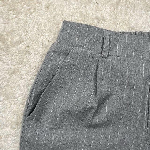 Pantaloni a righe Stradivarius Y2K (donna)