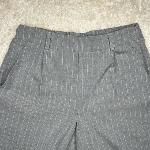 Pantaloni a righe Stradivarius Y2K (donna)