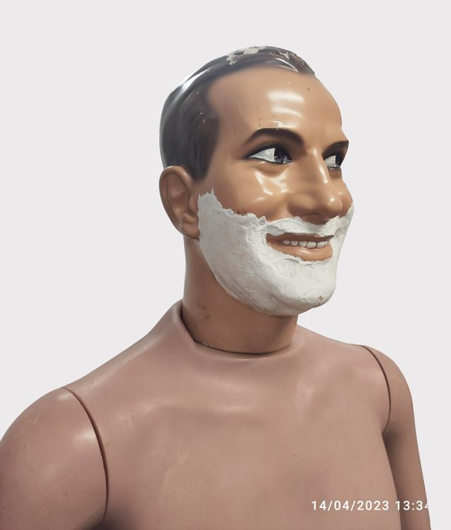 Manichino vintage. Manichino antico. Rasato