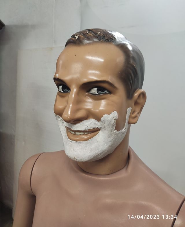 Manichino vintage. Manichino antico. Rasato