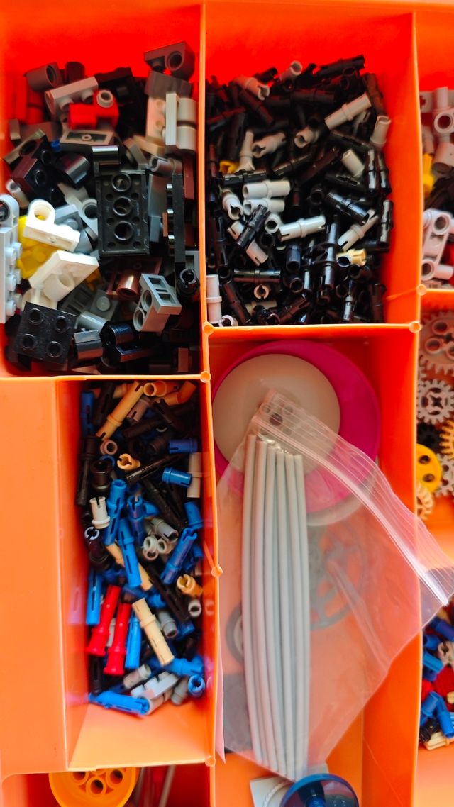 Lote de piezas lego a granel.