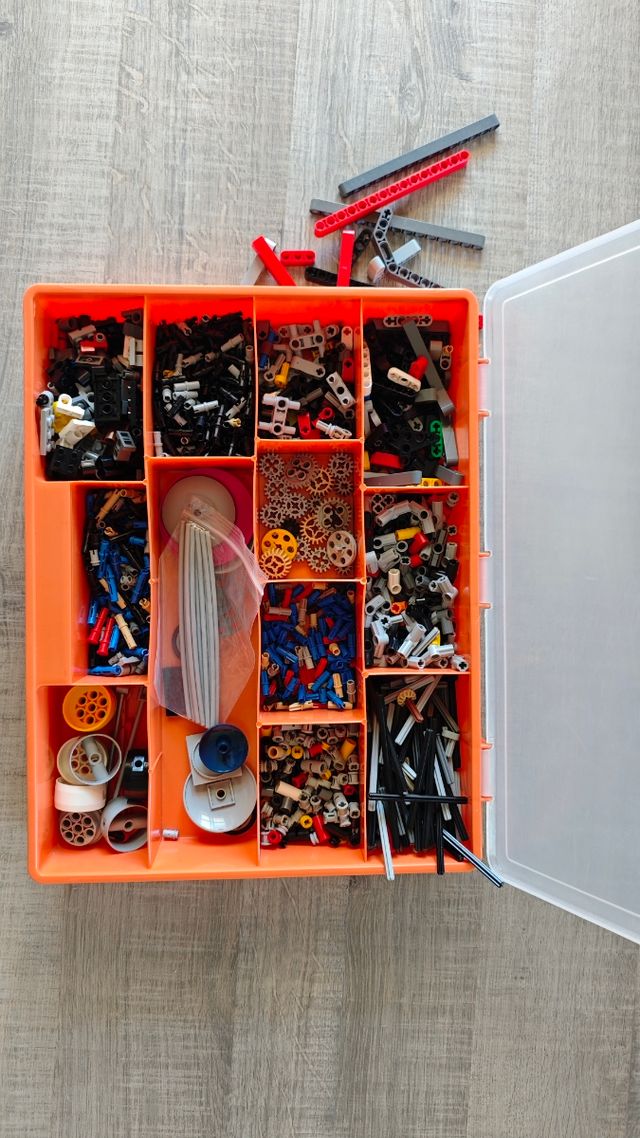 Lote de piezas lego a granel.