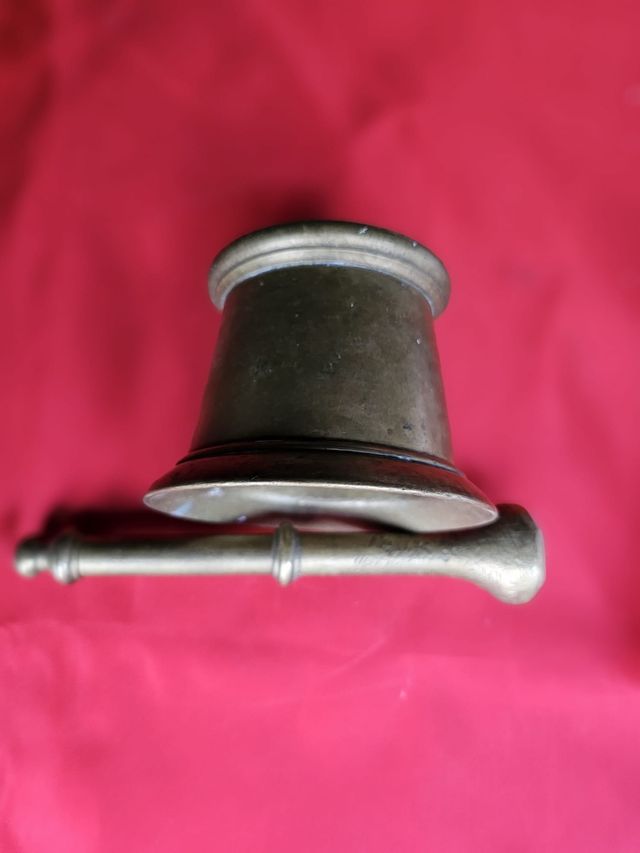 Antiguo Almirez de bronce