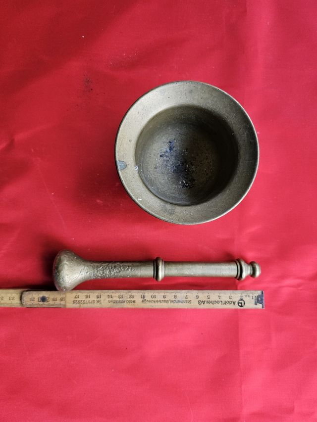Antiguo Almirez de bronce