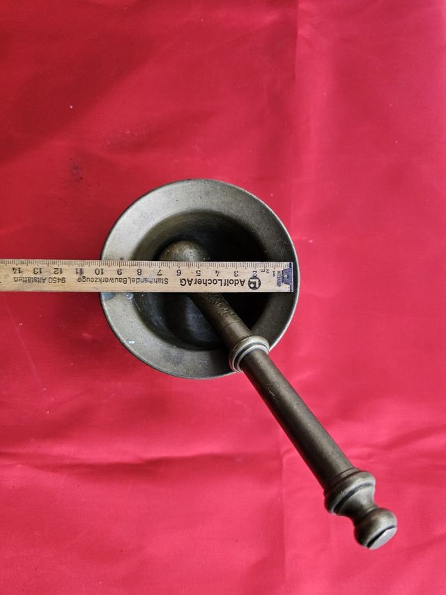 Antiguo Almirez de bronce
