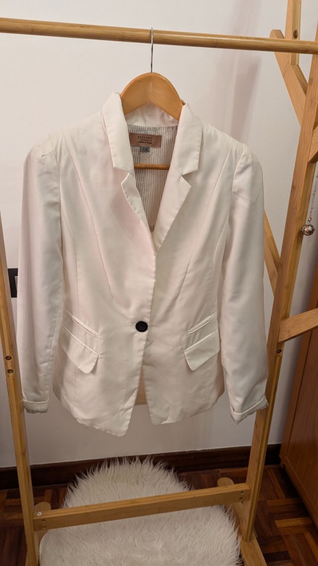 Americana/Blazer blanca 