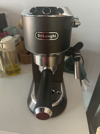 Cafetera De Longhi Dedica