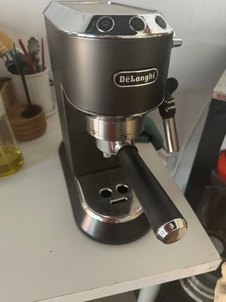 Cafetera De Longhi Dedica