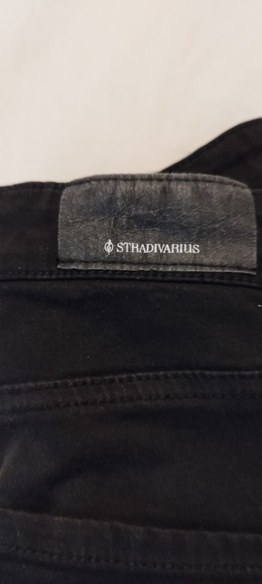 Vaqueros pitillo Stradivarius Xs 34