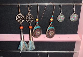 Lote 16 pares de pendientes