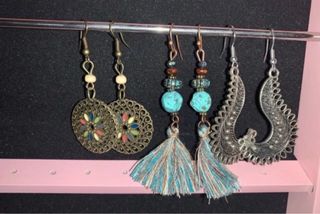 Lote 16 pares de pendientes