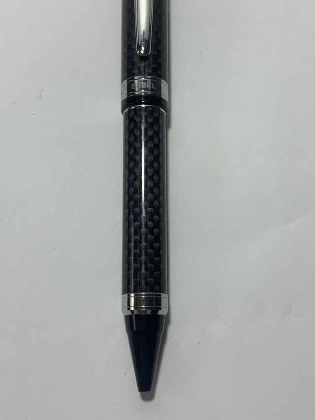 Penna a sfera Bebel in carbonio