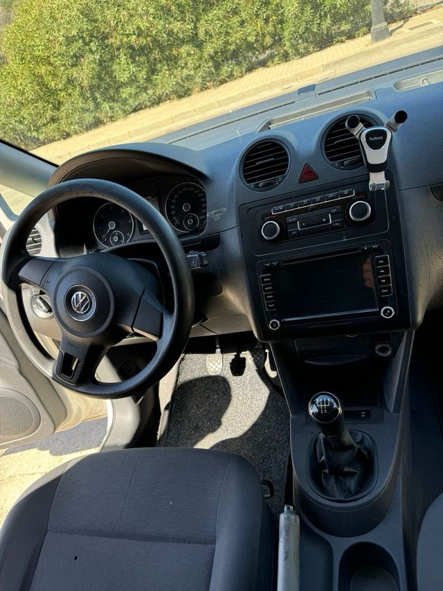 Volkswagen Caddy 2014