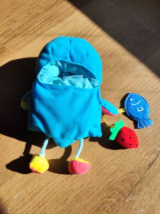 Marionetta peluche tattile e sonora