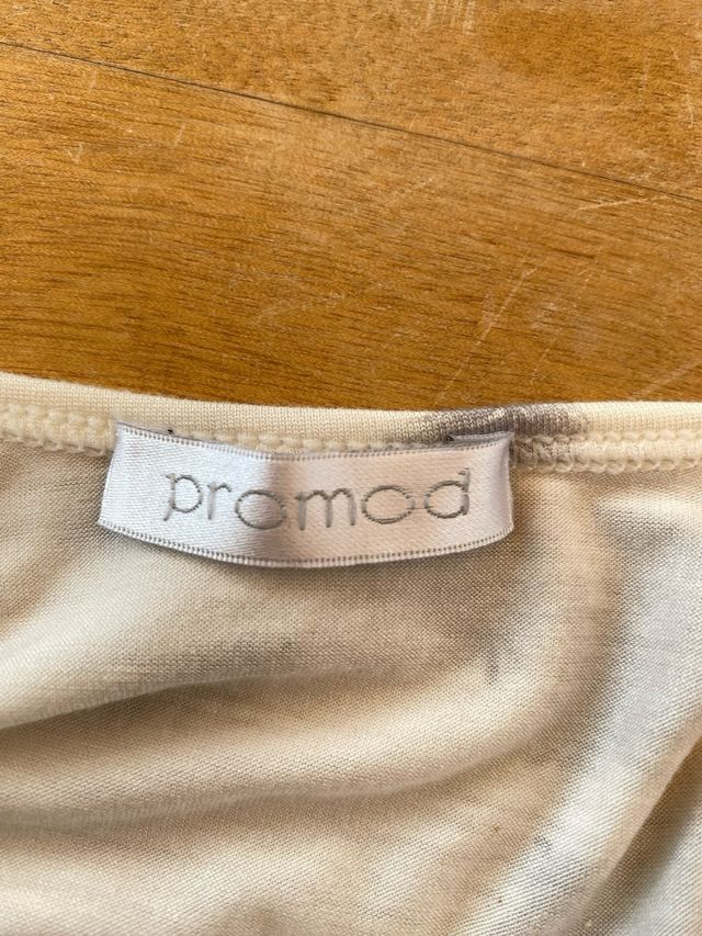 Camiseta con lazo en la espalda promod