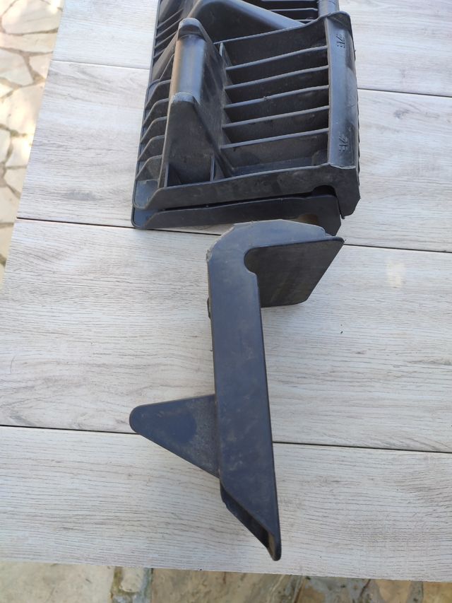 Cantoneras amarre cargas