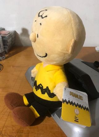 Peluche Peanuts - Charlie Brown
