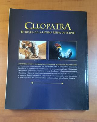 Lote Libro y 3 revistas "National Geographic"