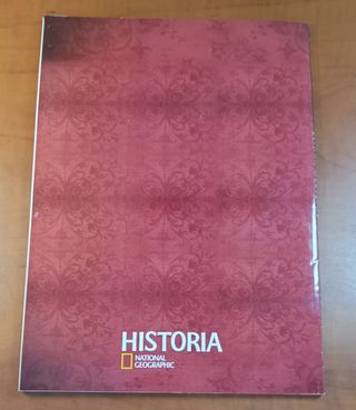 Lote Libro y 3 revistas "National Geographic"