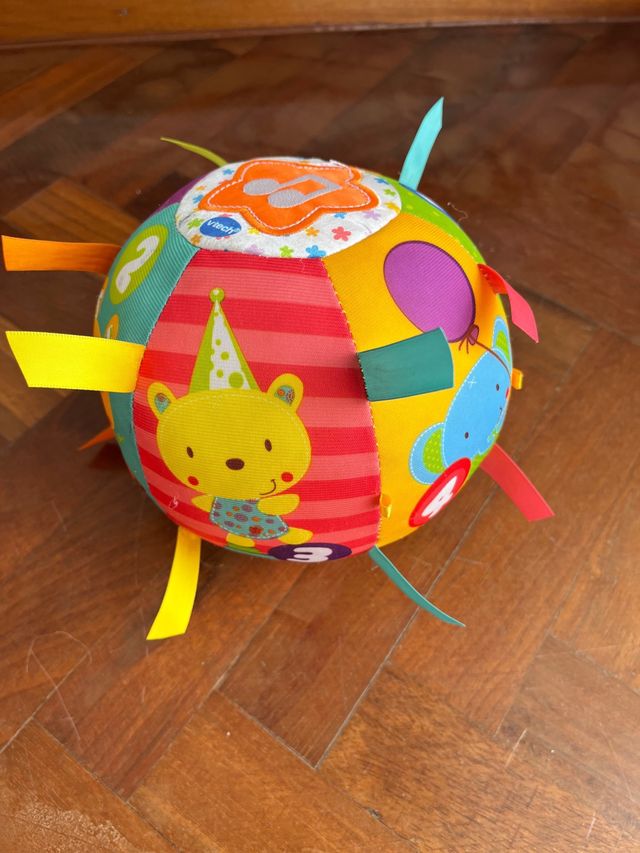 Pelota bebé interactiva