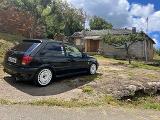 FORD FIESTA RS TURBO