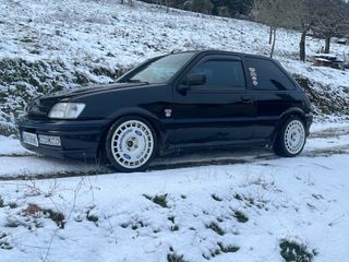 FORD FIESTA RS TURBO