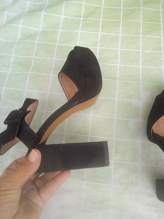 Sandalias de mujer de tacón