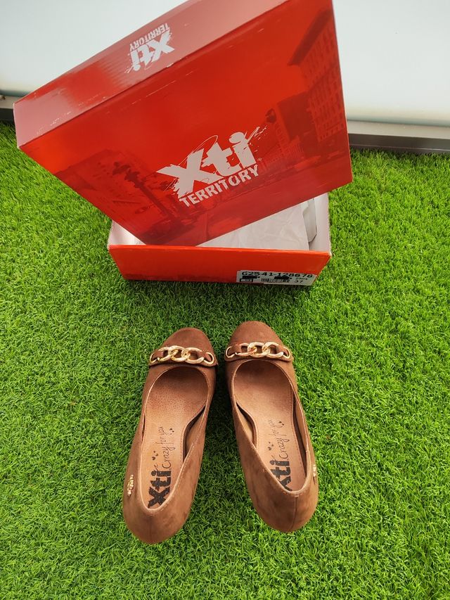 Zapatos nuevos de tacón Xti