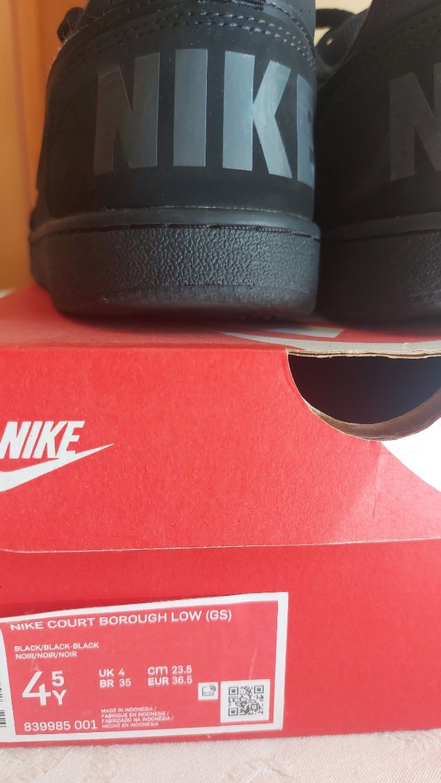 Zapatillas NIKE 36,5 negras