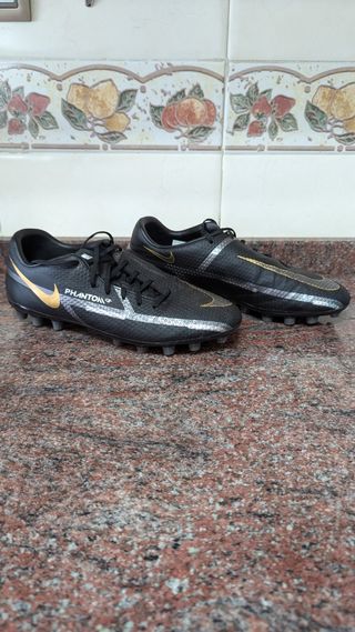 Botas Nike Phantom GT2 Academy AG