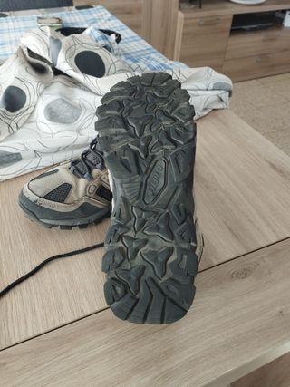 Zapatillas montaña 