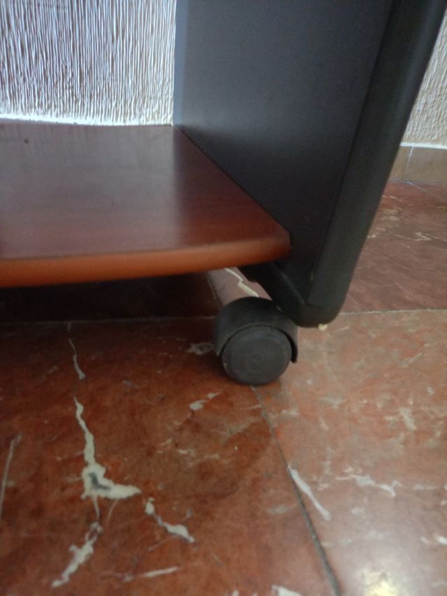 Mesa ordenador ruedas ACTIV 129x50x95