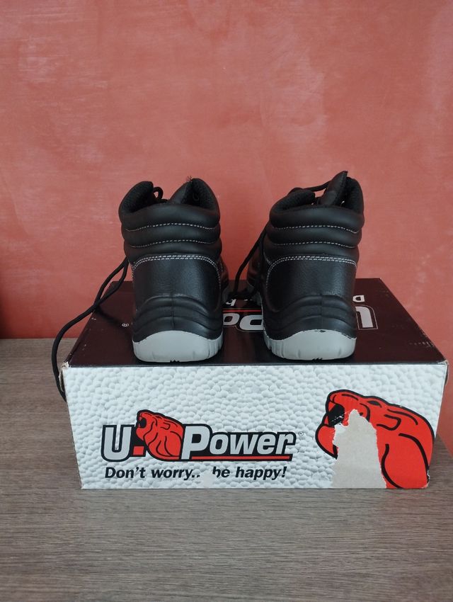 Scarpe antifortunistica