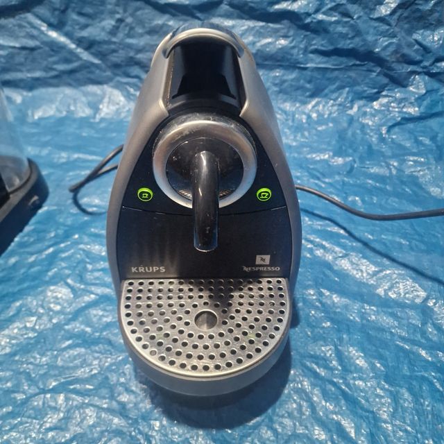 Cafetera espresso cápsulas averiada