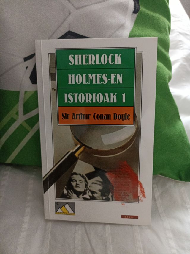 Libro Sherlock Holmes-en Istorioak 1