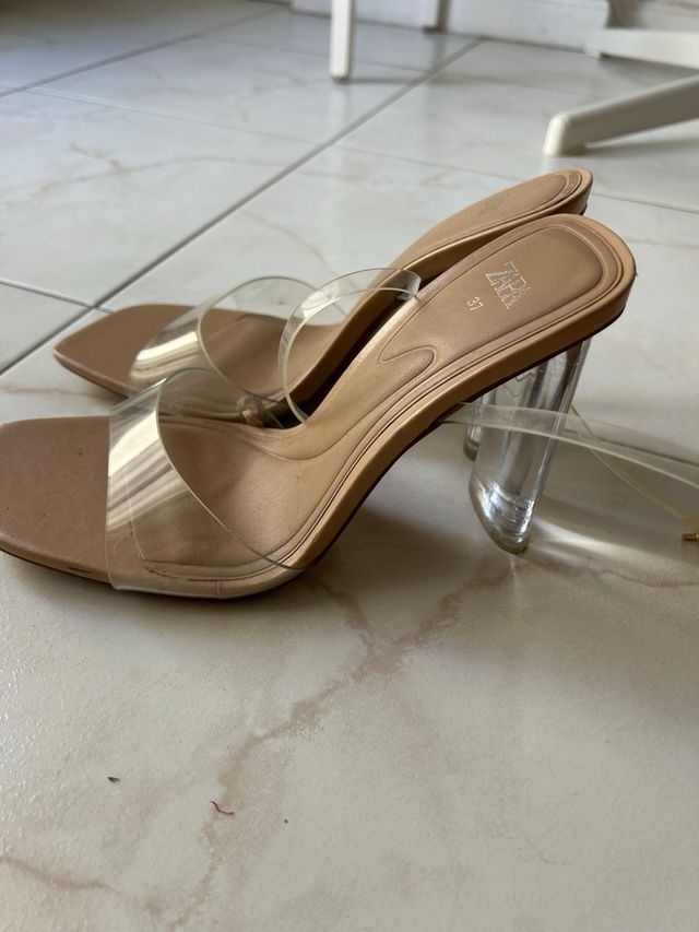 Sandalias vinilo  Zara