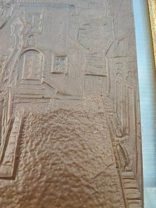 Cristo de los faroles en bronce repujado