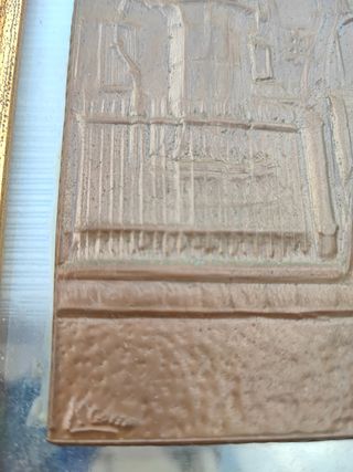 Cristo de los faroles en bronce repujado